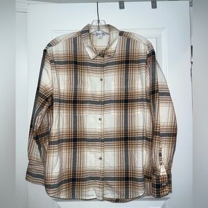 Old Navy Women’s Boyfriend Shirt Plaid Flannel – Neutral Tan/Cream